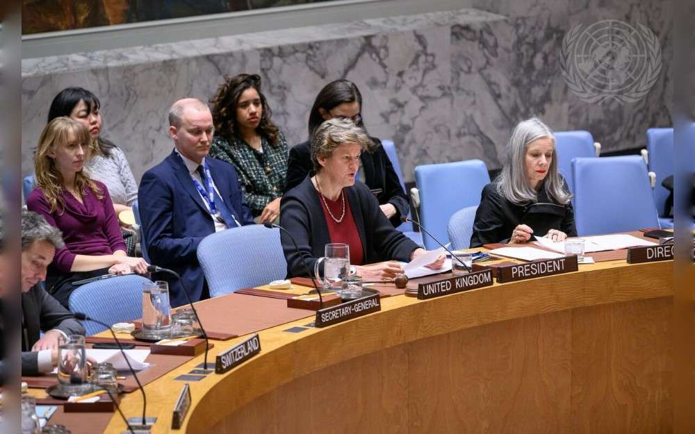 Barbara Woodward (centre at table), Permanent Representative of the United Kingdom to the United Nations and President of the Security Council for the Month of November, chairs the Security Council meeting on the maintenance of peace and security of Ukraine. At right is Claudia Banz, Director of the Security Council Affairs Division of the Department of Political and Peacebuilding Affairs (DPPA).